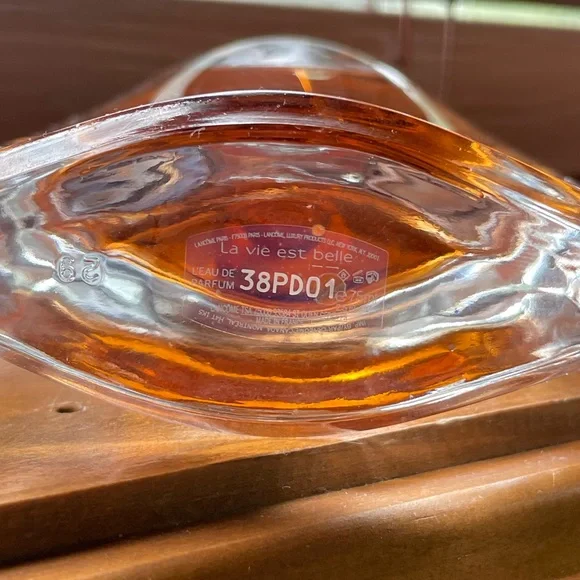 LANCÔME LA VIE EST BELLE L’EAU DE PARFUM. 2.5 oz. NEW & UNUSED. - Picture 2 of 2